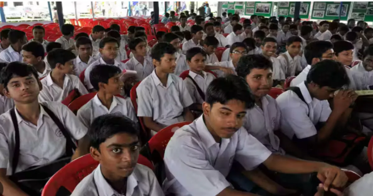 Yogi’s School Merger Fuels UP Political Clash