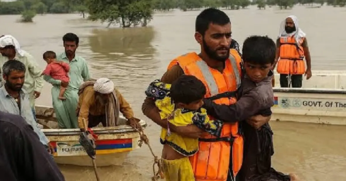 Pakistan Monsoon Carnage: 657 Dead, Thousands Stranded