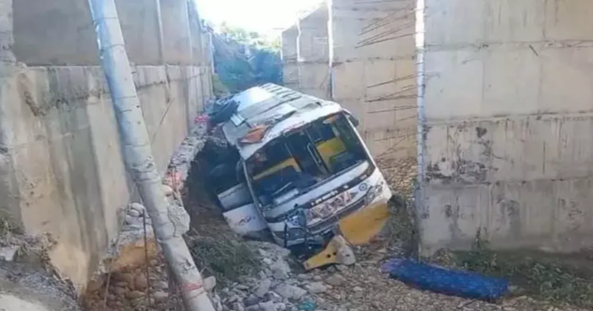 Pilgrim Bus Plunges into Gorge on Jammu-Pathankot Highway, One Dead