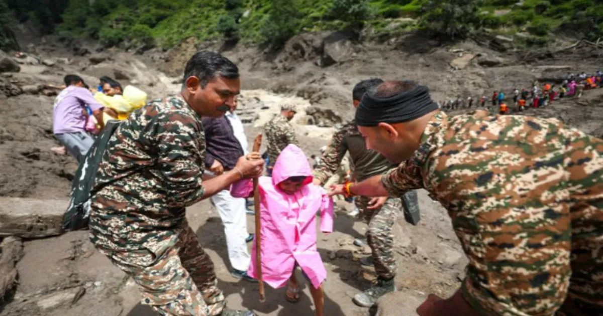 lt-gen-sharma-praises-troops-disaster-response