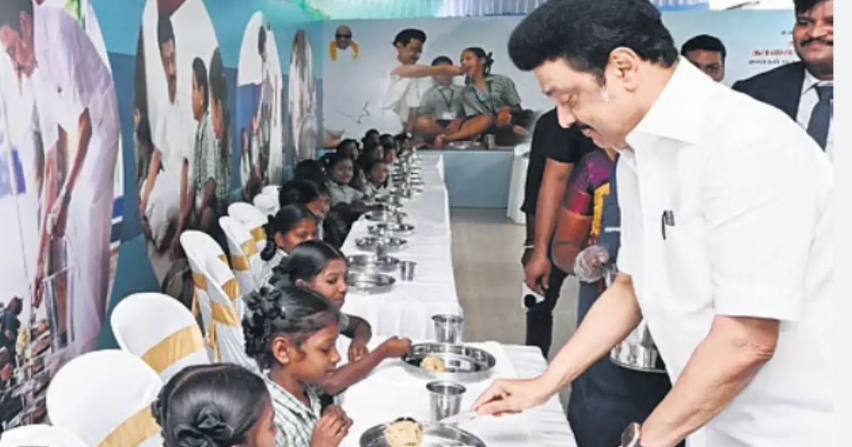 Stalin Expands Free Breakfast Scheme to Aided Schools