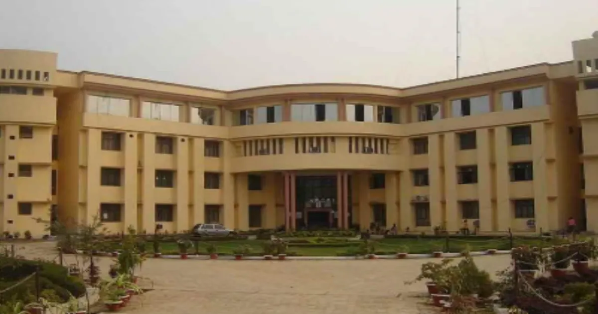 UP University Booked for Cheating, Forgery Over Fake Law Course
