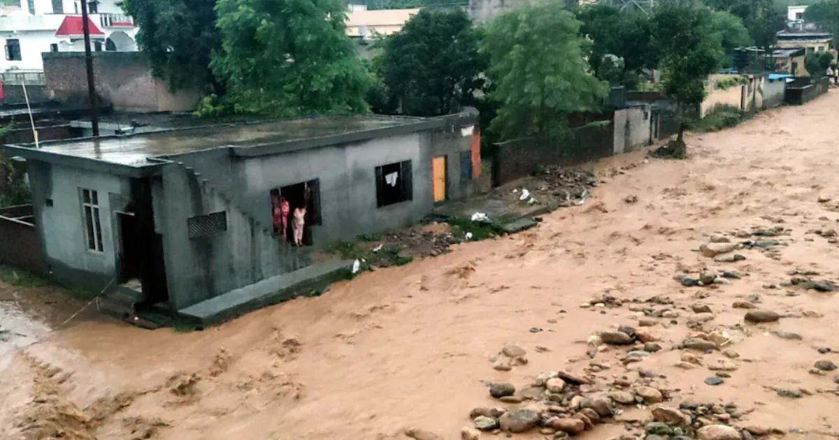 Hindu Family’s Heartwarming Rescue of Muslim Neighbors