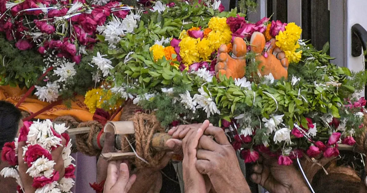 ‘Brain Dead’ Nashik Teen Moves During Funeral Preparations