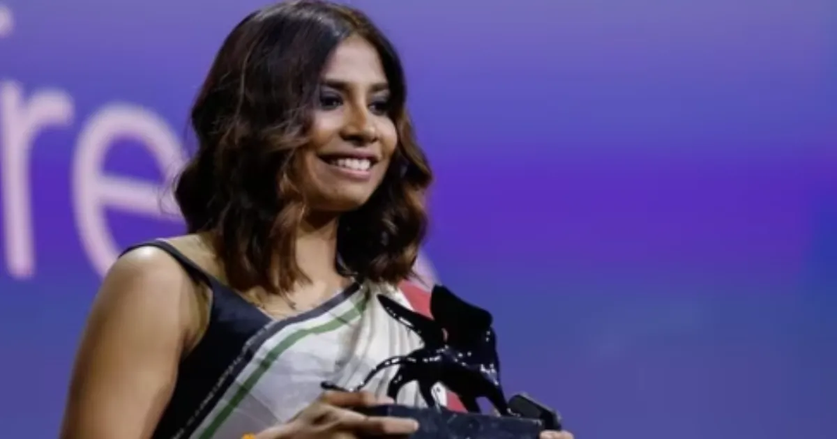 anuparna-roy-wins-best-director-at-venice-for-songs-of