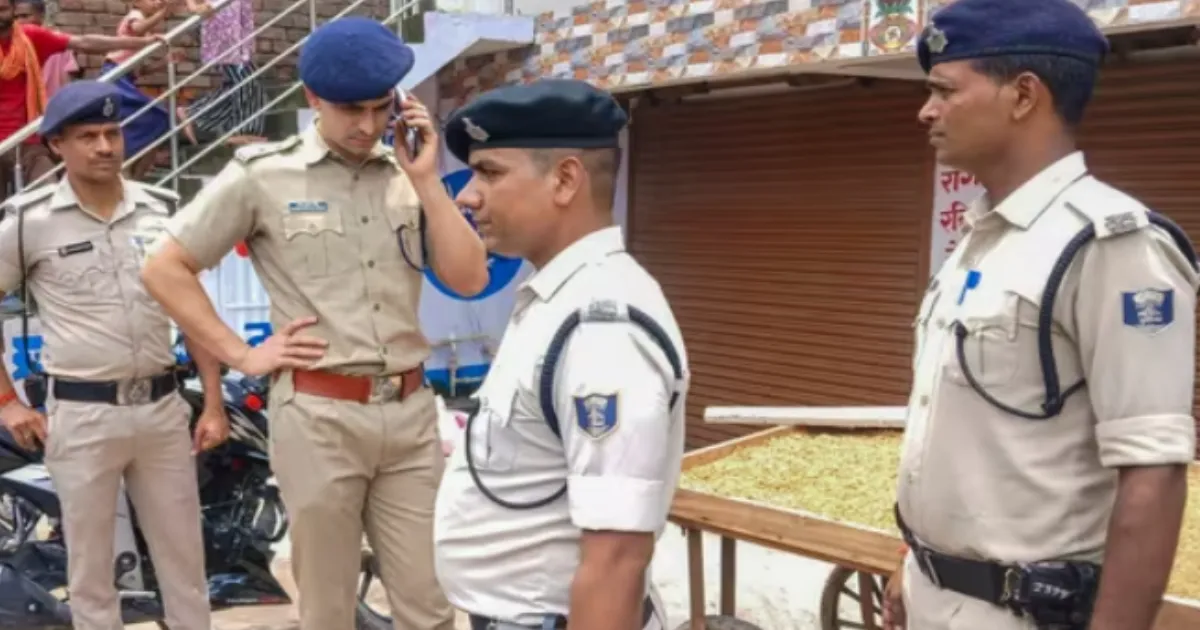 tripura-bank-fraud-uco-cashier-held-in-16-crore-amc-sca