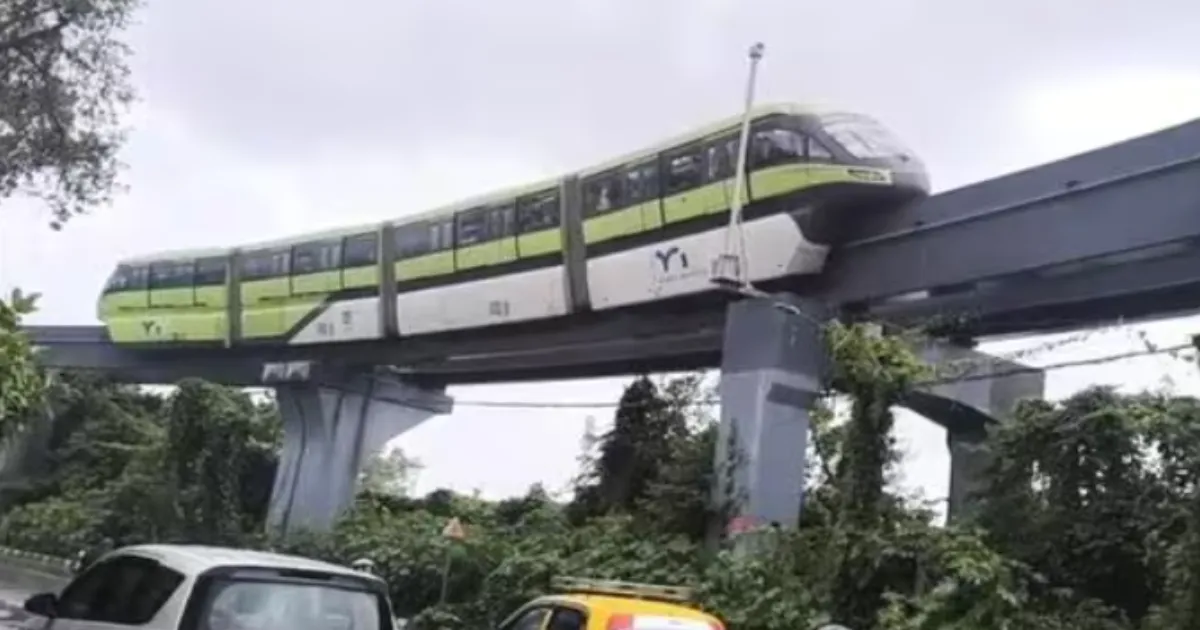 Technical Glitch Stops Mumbai Monorail, Commuters Evacuated Safely