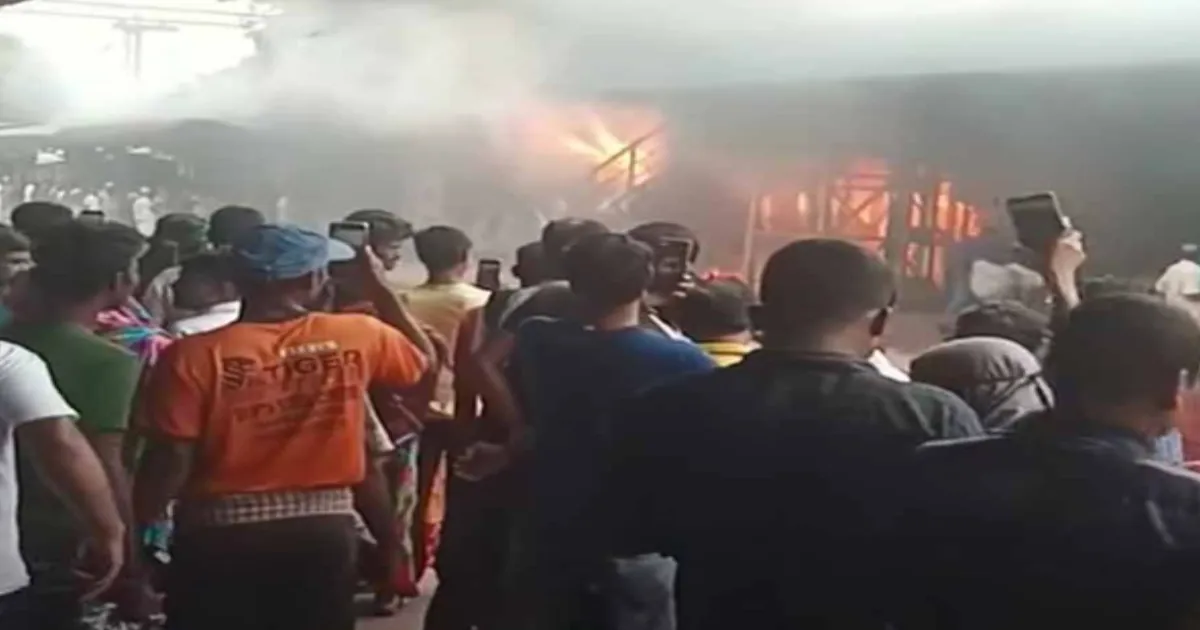 Fire At Santoshpur Station Disrupts Kolkata Suburban Train Services