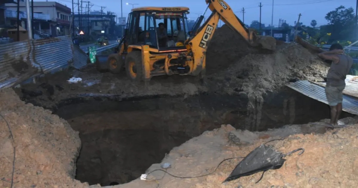 Jharkhand’s Costly 8-Lane Road In Dhanbad Caves In Again
