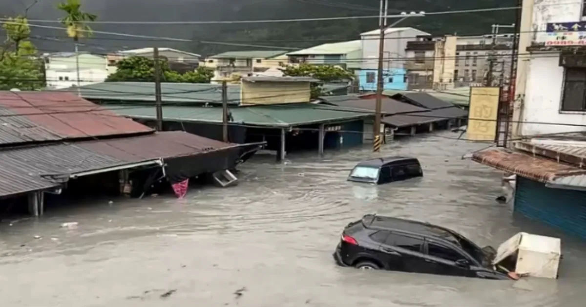 Super Typhoon Ragasa Devastates Taiwan, Millions Evacuated In China