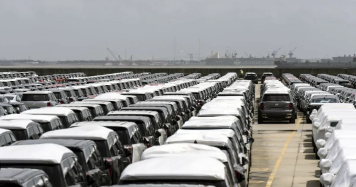China Probes Mexico Tariffs on Asian Imports Amid Trump Trade Tensions