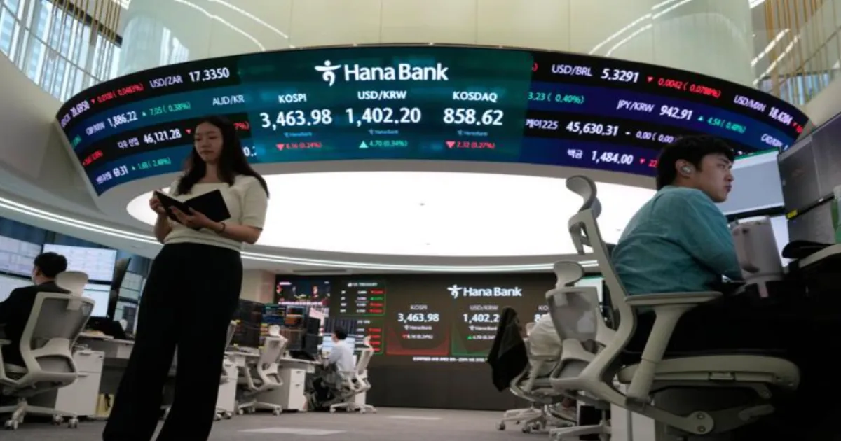 Asian Stocks Rebound as Wall Street Recovers from Slump