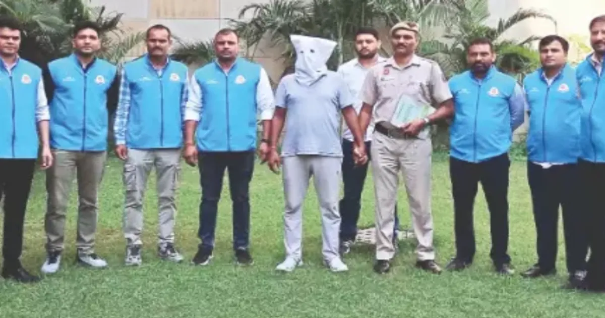 Father Uses Teen Son in Revenge Murder of Delhi Dealer