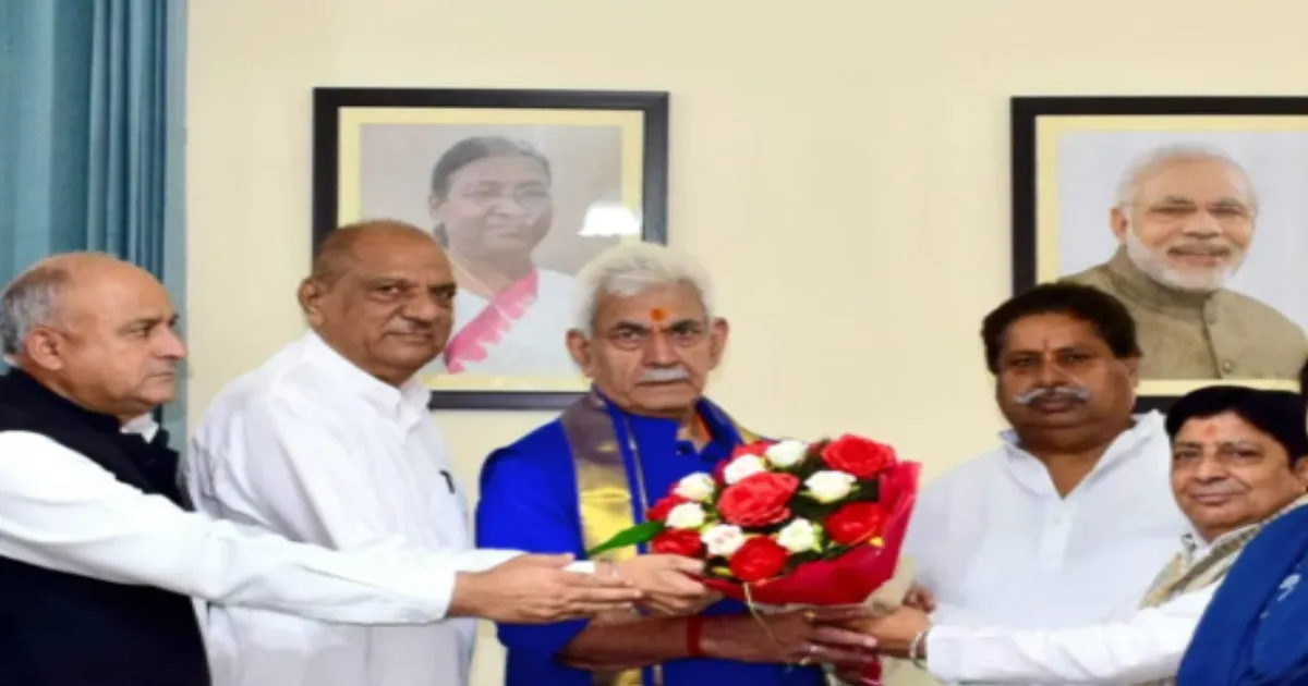 congress-leaders-urge-lg-manoj-sinha-for-flood-rehabili