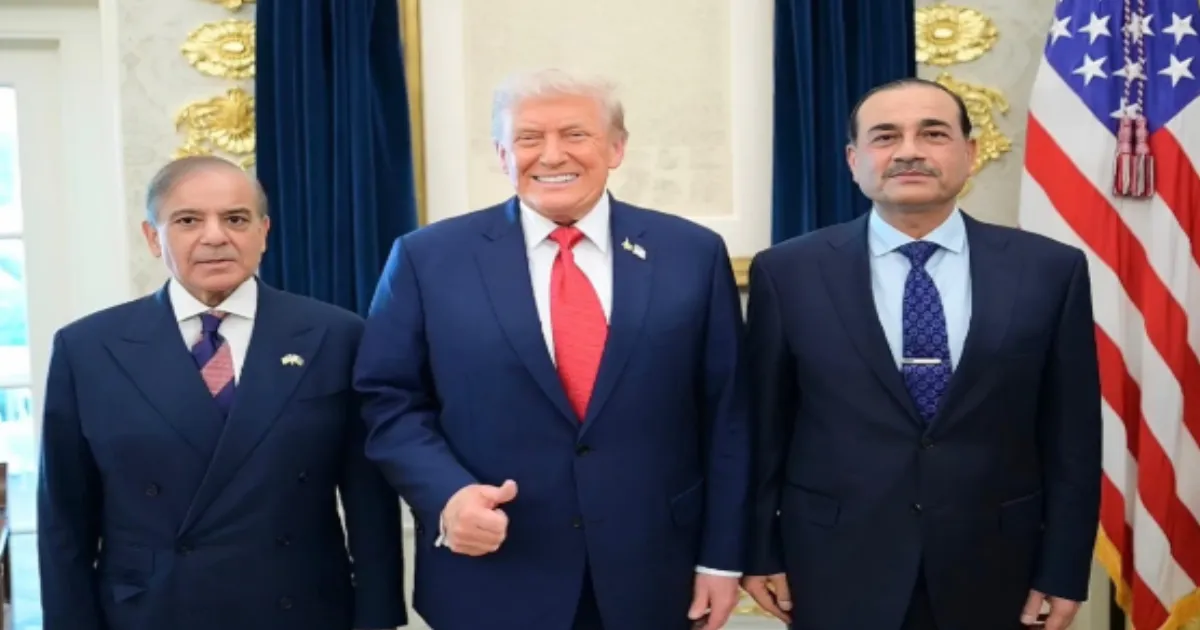 Pakistan Army Chief Allegedly Hails Trump for Stopping Nuclear Conflict