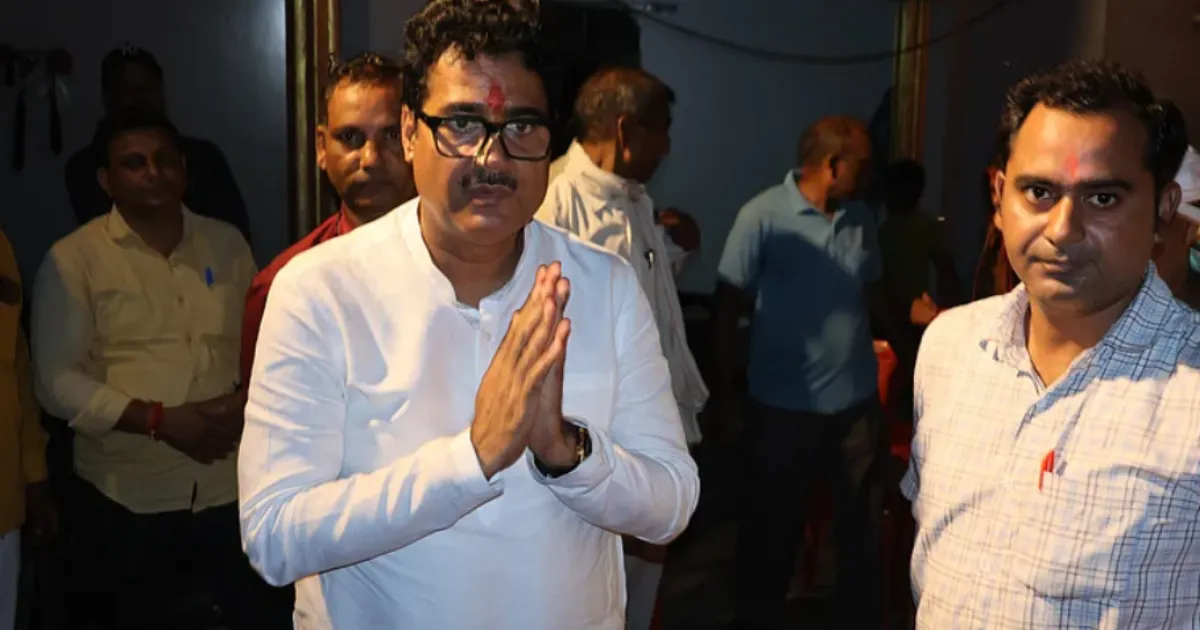 mid-air-scuffle-between-up-mla-and-passenger-leads-to-a
