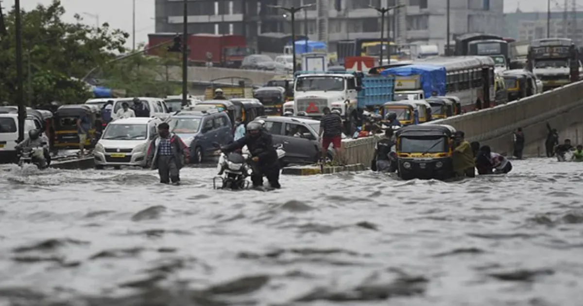 jharkhand-faces-heavy-rain-with-imd-issuing-orange-and