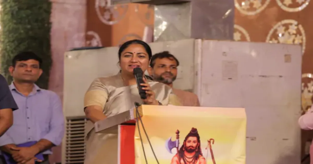 “Every Govt Must Prioritize Brahmins” Delhi CM’s Remarks Draw Criticism