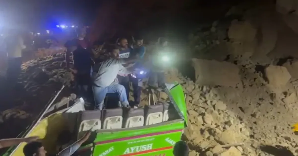 Himachal Landslide Claims 15 Lives, Rescue Teams Race Against Time