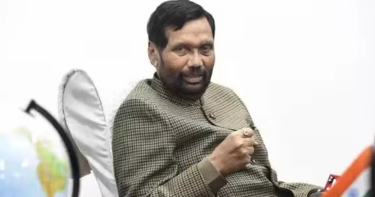 pm-modis-touching-tribute-to-ram-vilas-paswan-reflects