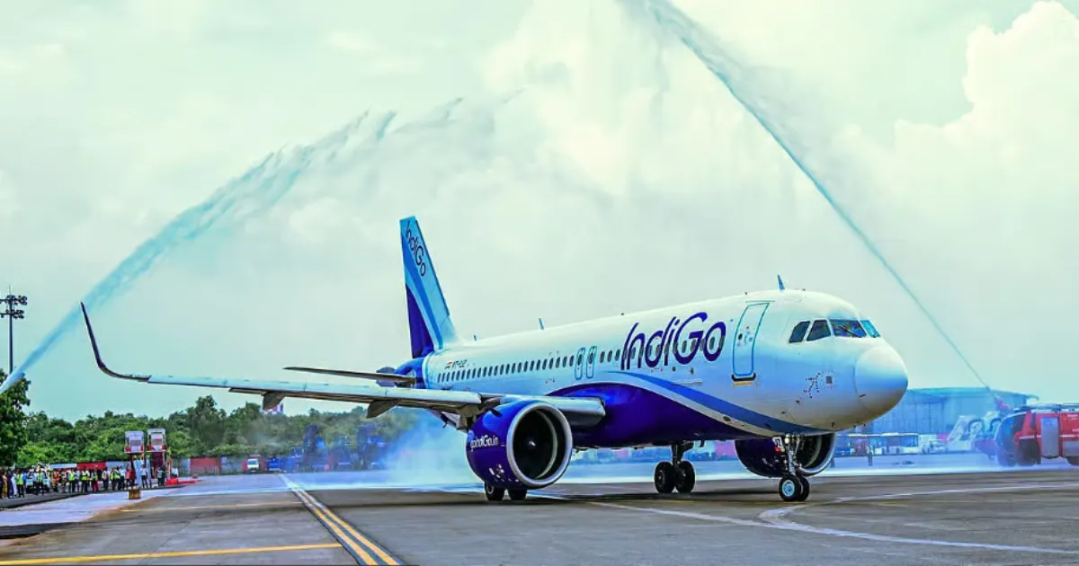 Mid-Air Scare! Aircraft Windshield Cracks Moments Before Touchdown in Chennai