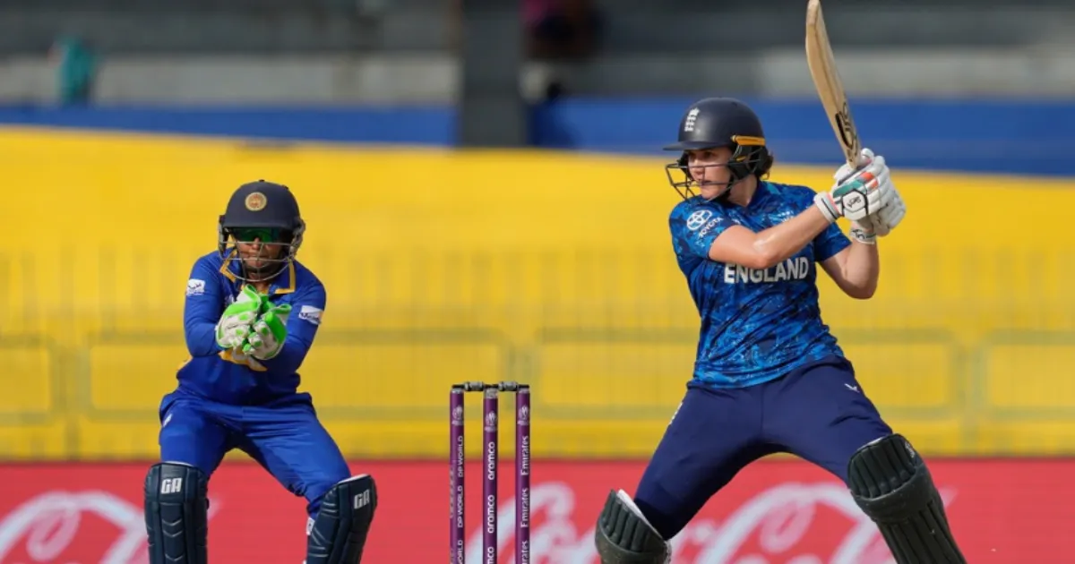 england-fans-rejoice-as-sciver-brunt-creates-history-wi