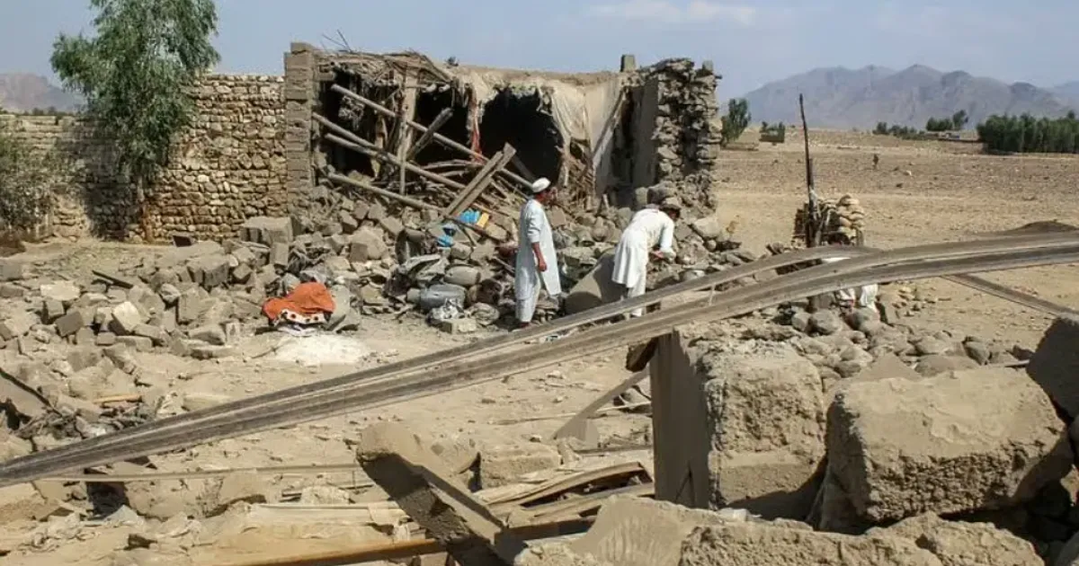 Taliban Strikes Back: 15 Pakistani Soldiers Killed in Border Clashes