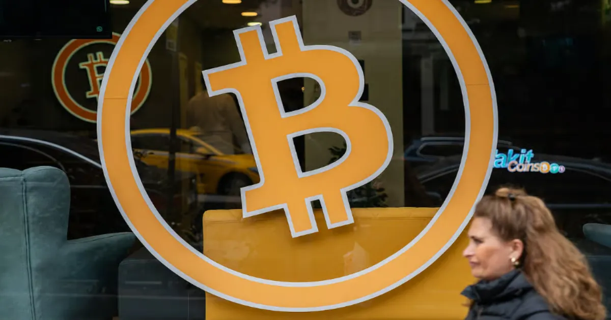Crypto Market Bleeds $150 Billion After China Strikes Back at US