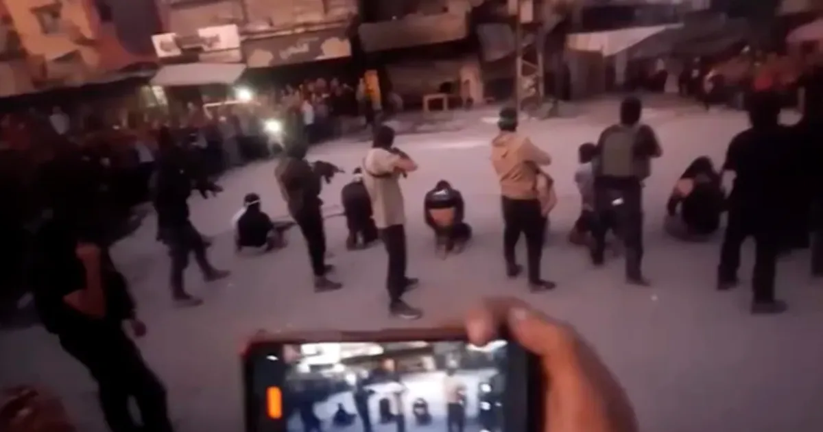 Hamas Executes 8 Men in Gaza Amid Post-Ceasefire Power Struggle