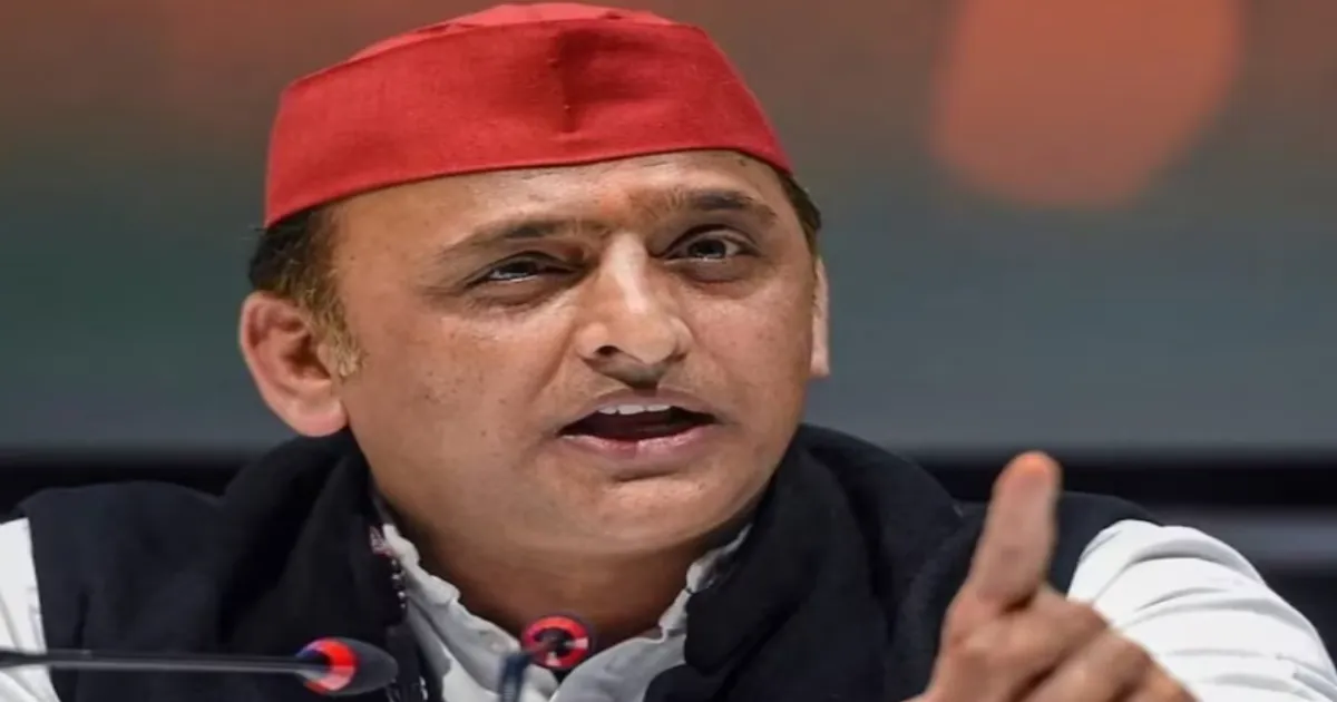  UP Govt "Cleans Budgets Not Rivers" Says Akhilesh Yadav