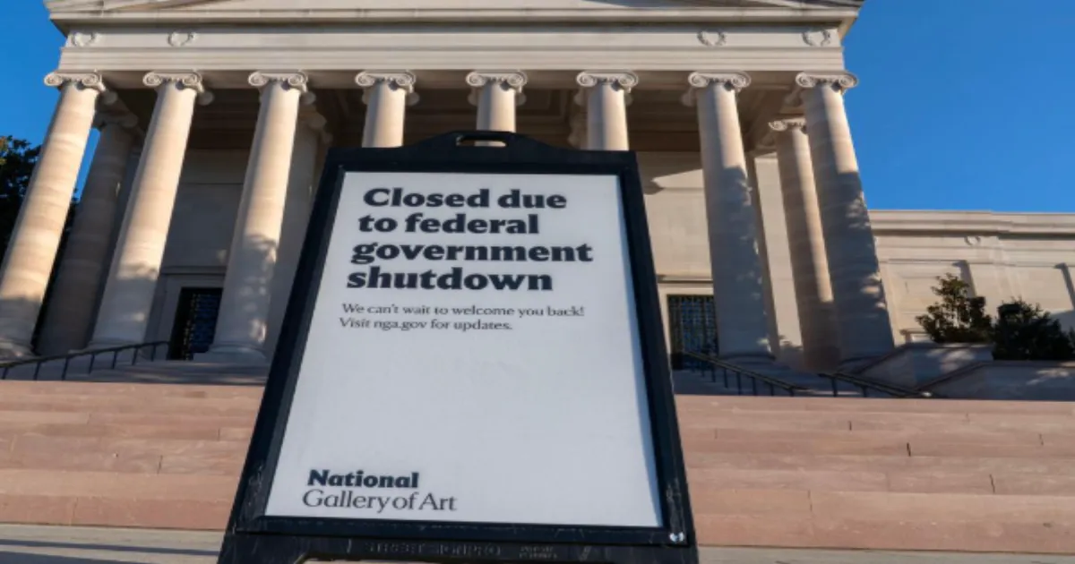 U.S. Government Shutdown Enters Third Week With 10,000 Federal Layoffs Looming