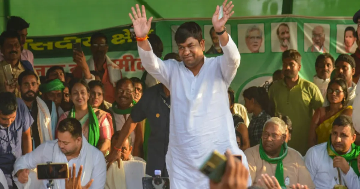 VIP Chief Mukesh Sahani Withdraws from Bihar Polls, Supports Mahagathbandhan