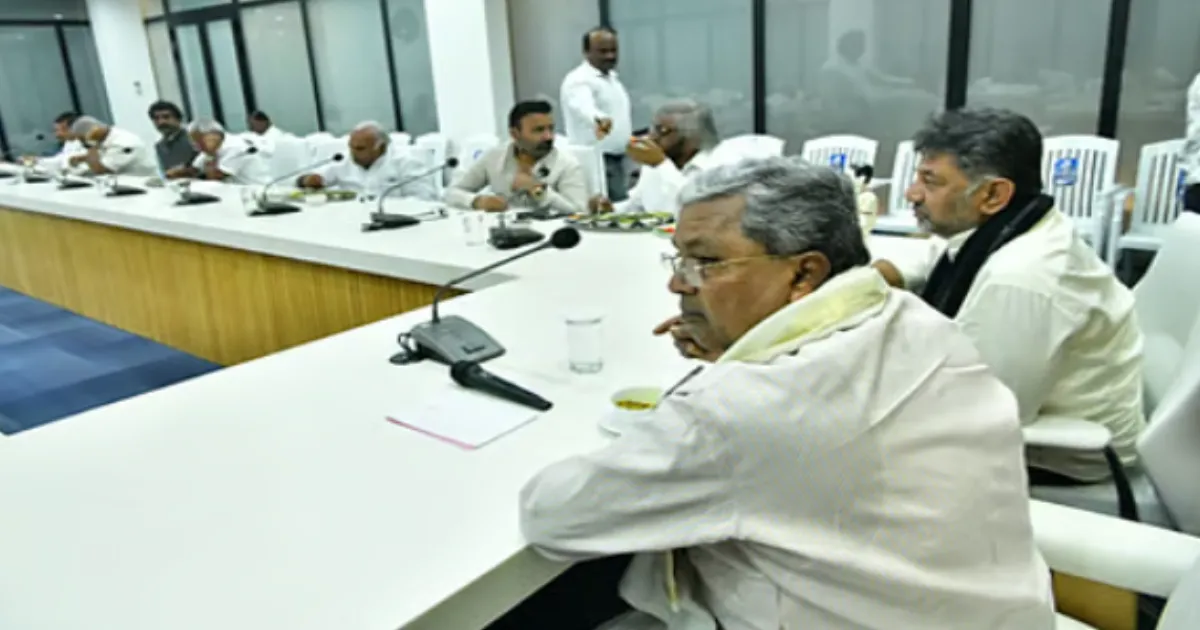 Siddaramaiah’s Hint at Cabinet Revamp Sets Off Intense Lobbying in Karnataka Congress
