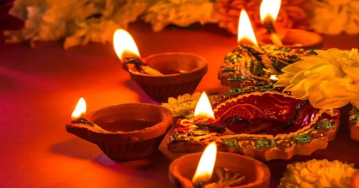 India Celebrates Diwali with Swadeshi Pride and Spiritual Grace as Leaders Extend Greetings