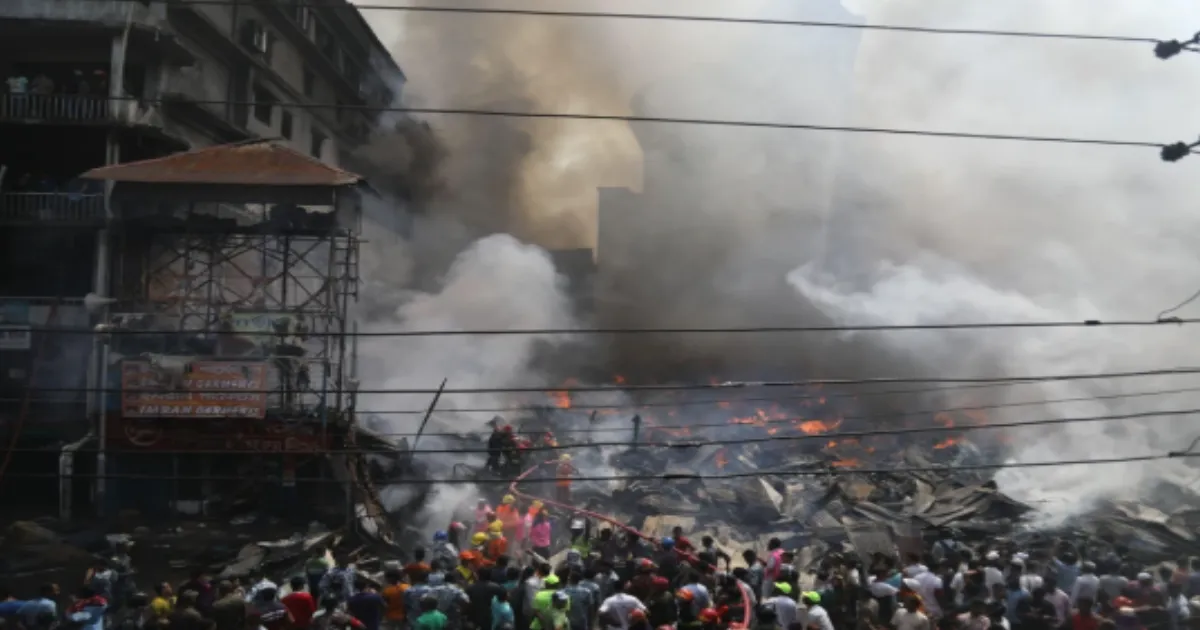 Dhaka Airport Fire Causes $1 Billion Losses in Garment Exports