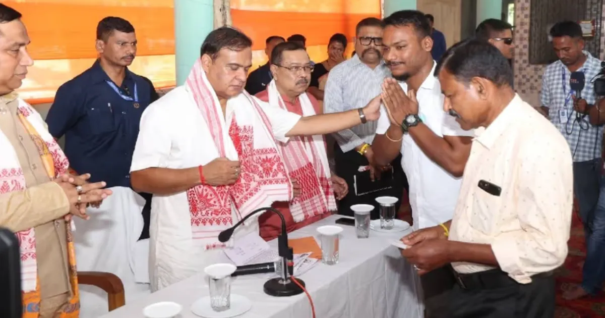 Assam CM Meets Injured Victims, Provides Cheques Following Baksa District Jail Clashes