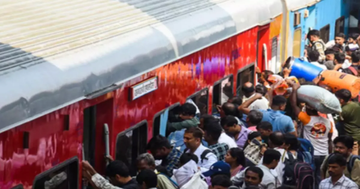 Central Railway Adds 1,998 Festive Special Trains to Ease Diwali and Chhath Travel Rush
