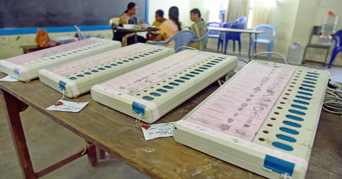 Bihar Assembly Polls: 30 Rebels Threaten NDA and Opposition Arithmetic