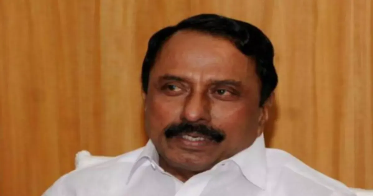 aiadmk-leader-sengottaiyan-denies-issuing-10-day-deadli