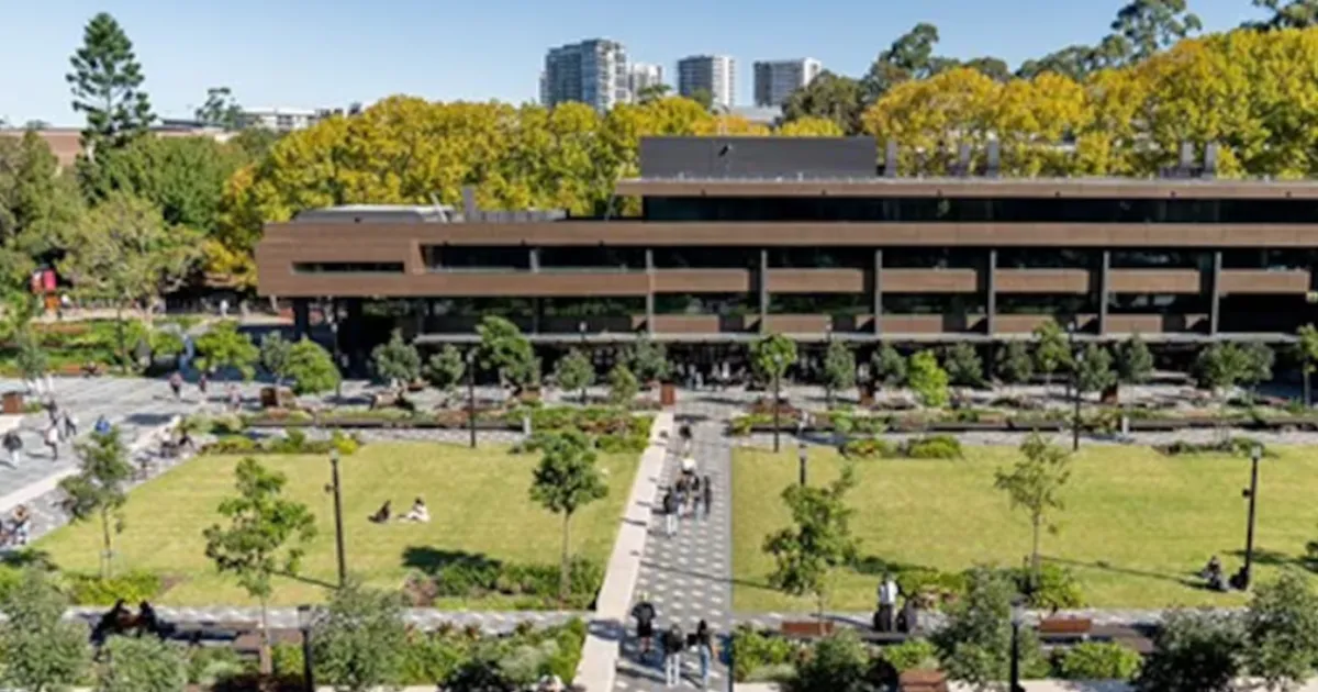 Australian University Offers ₹28.5 Lakh Scholarship to Indian Students Pursuing Higher Studies