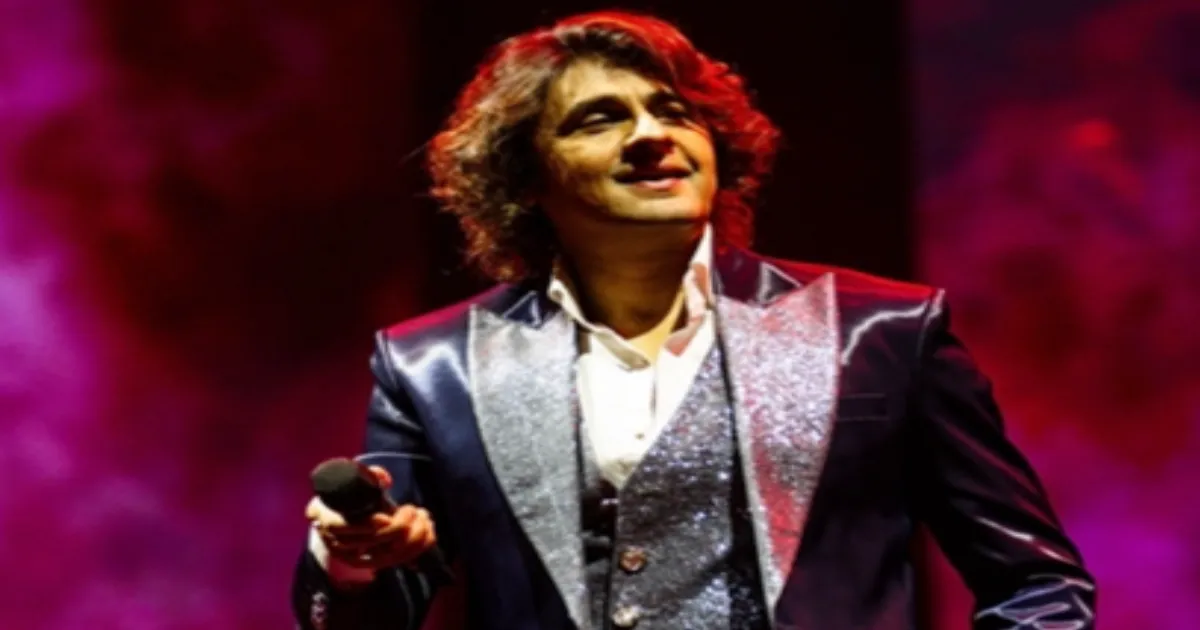 sonu-nigam-returns-to-kashmir-live-concert-at-dal-lake