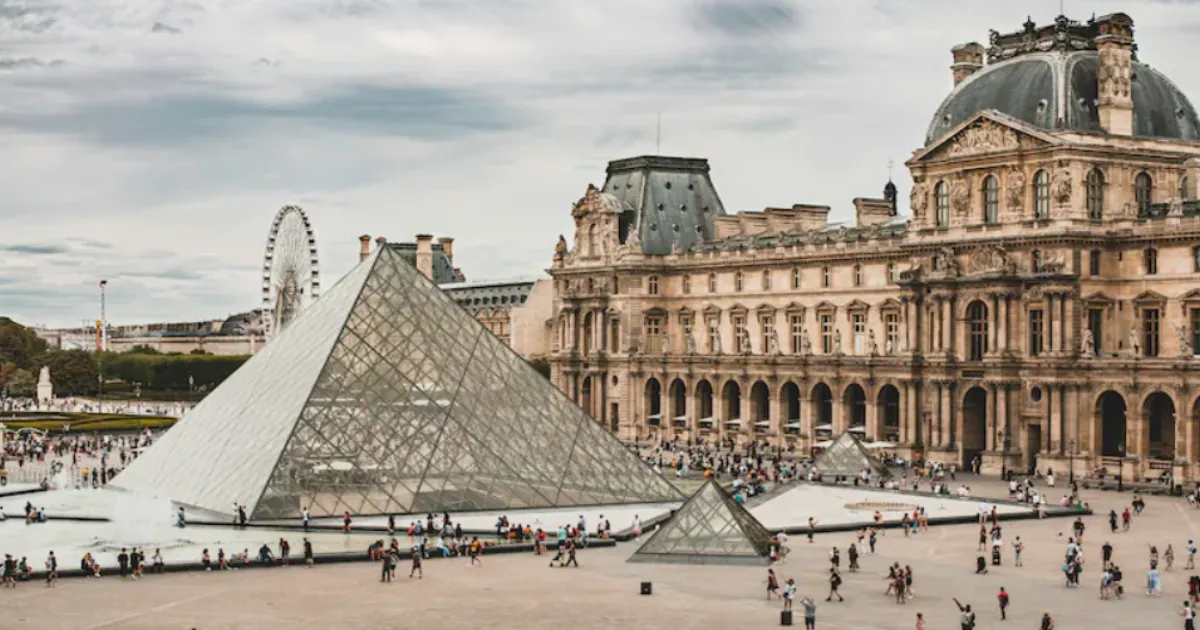 Louvre Moves Crown Jewels to Bank of France After $102 Million Daylight Heist