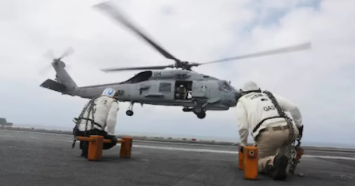 Twin U.S. Navy Crashes Near USS Nimitz Prompt Safety Review, 5 Crew Rescued
