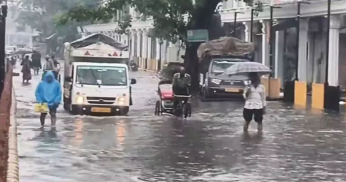 Chennai Residents Relocate Belongings as IMD Issues Orange Rainfall Alert