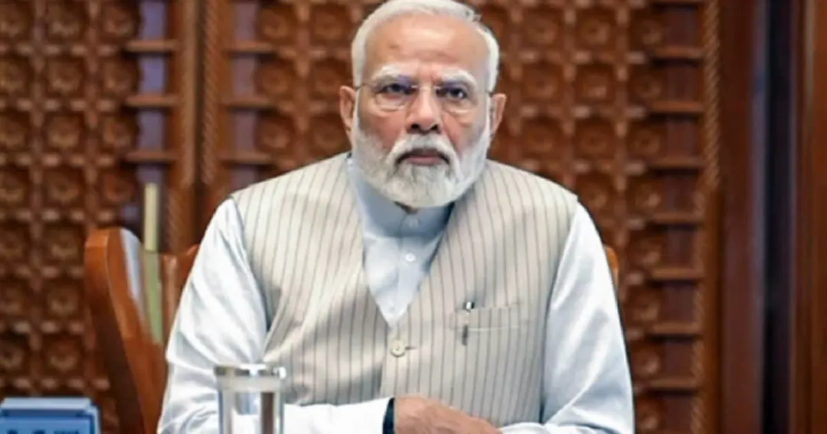 PM Modi Lauds Ambikapur’s ‘Garbage Café’ for Exchanging Plastic Waste for Meals