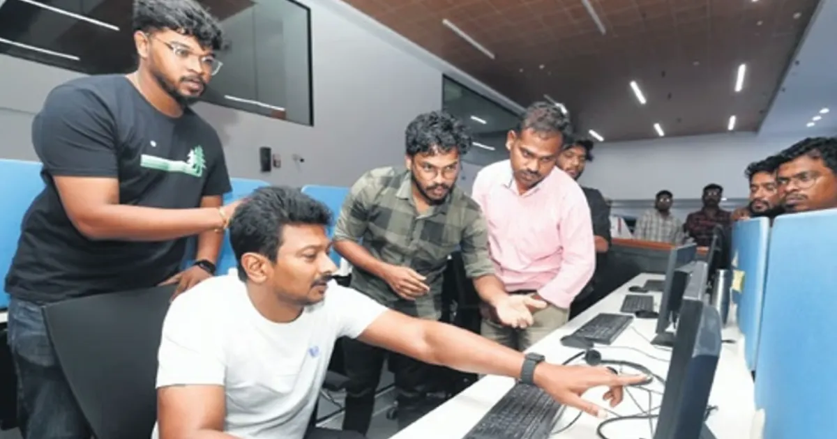 Udhayanidhi Stalin Conducts Surprise 1 a.m. Inspection at Chennai Command Centre