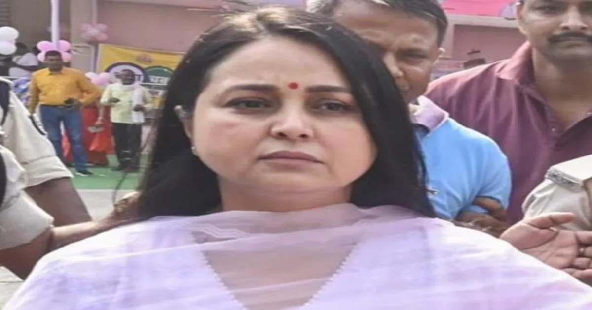 #BiharPolls: ‘Aren’t They Dancers Too?’ Rohini Acharya Fires Back at BJP 