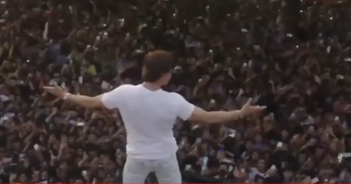 Shah Rukh Khan’s 60th Birthday: Global Fans Converge in Mumbai for Mega Celebration