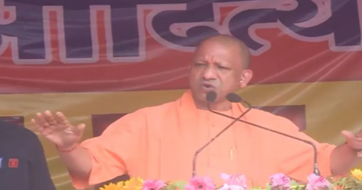 #BiharPolls: Yogi Adityanath Targets Opposition With “Three Monkeys” Remark in Bihar Rally