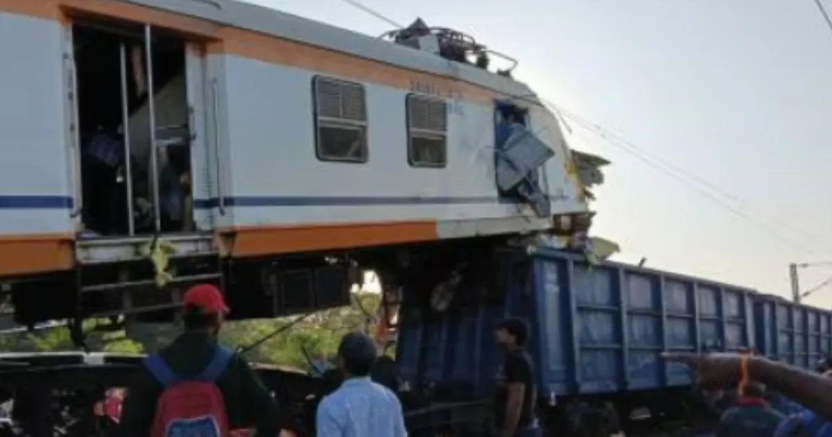 four-killed-several-injured-as-passenger-train-collides